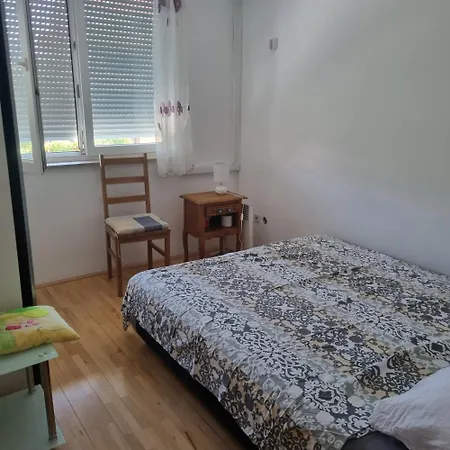 アパート Spacious Flat At Wombo Combo